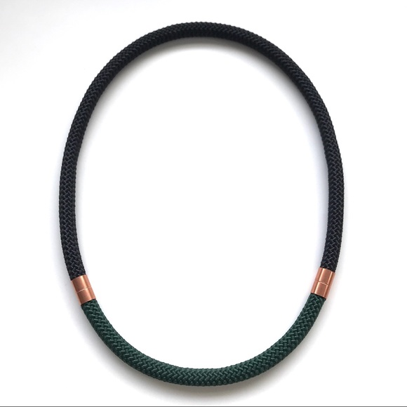 Black + forest green statement necklace with copper pieces - Picture 1 of 4